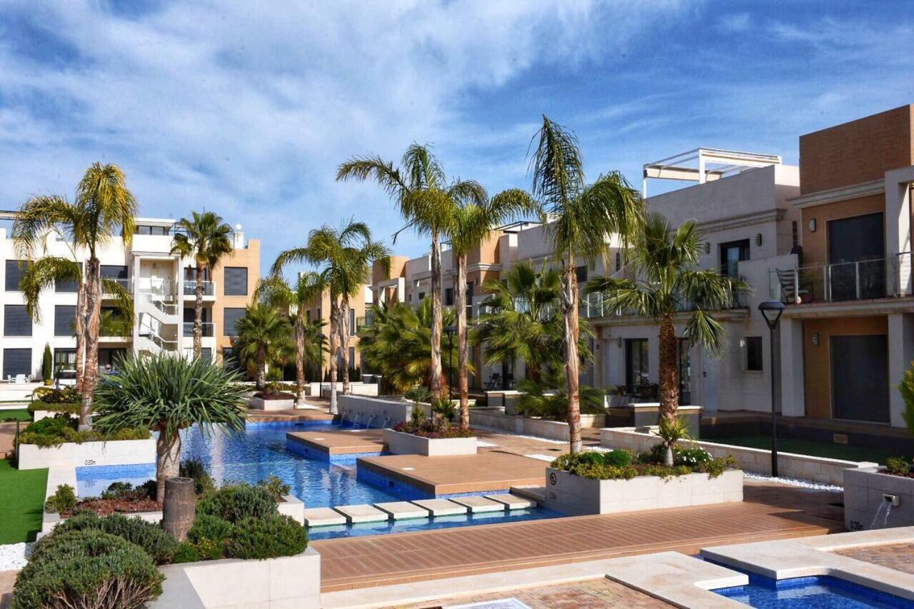 La Zenia Beach Bungalow Hotel Orihuela Exterior photo