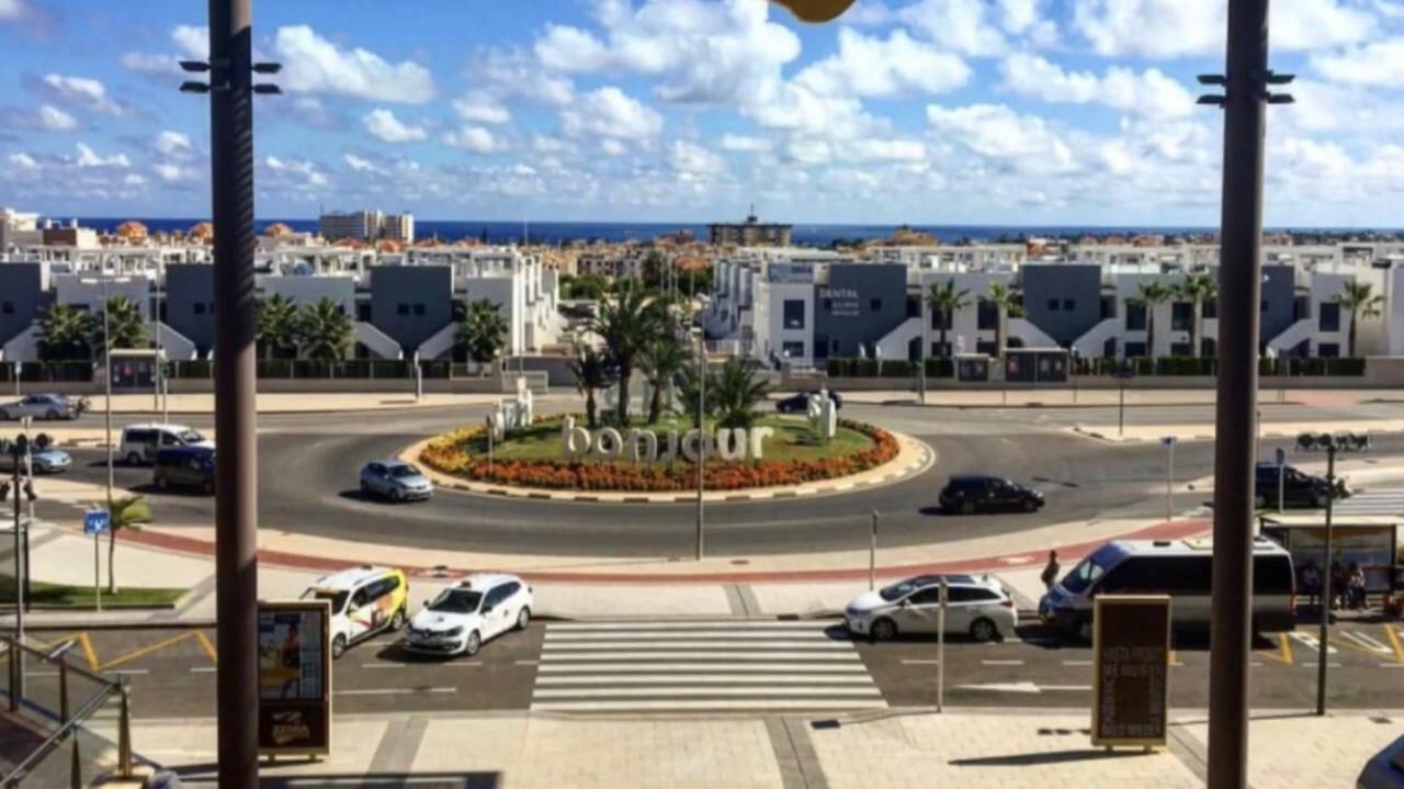 La Zenia Beach Bungalow Hotel Orihuela Exterior photo